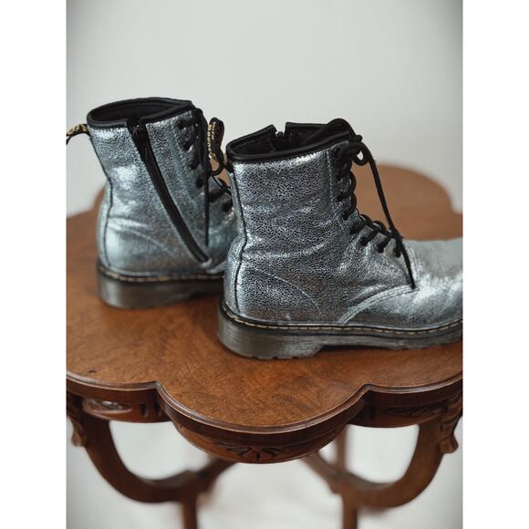 Dr. Martens Unisex 1460 Silver Metallic Boot US Mens 6 US Womens 7 #0018 - Picture 4 of 8